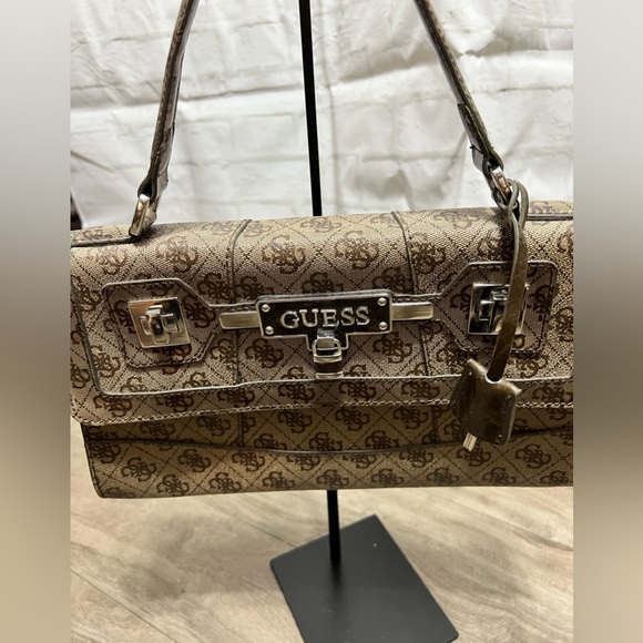 Guess Shoulder Bag - Picture 7 of 7
